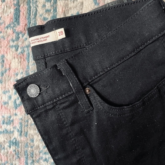 BNWT 314 Shaping Straight Jeans - Picture 2 of 2